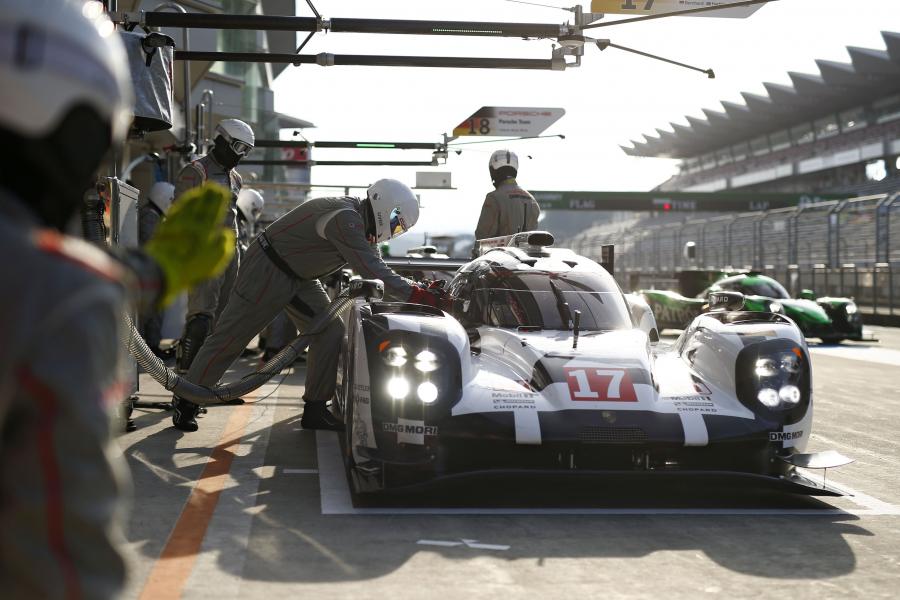  Porsche 919 Hybrid 2015 года  (фото 315 из 481)